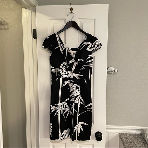 Tori Richard Black Bamboo Print Cap Sleeve Dress 2 - Picture 1 of 4
